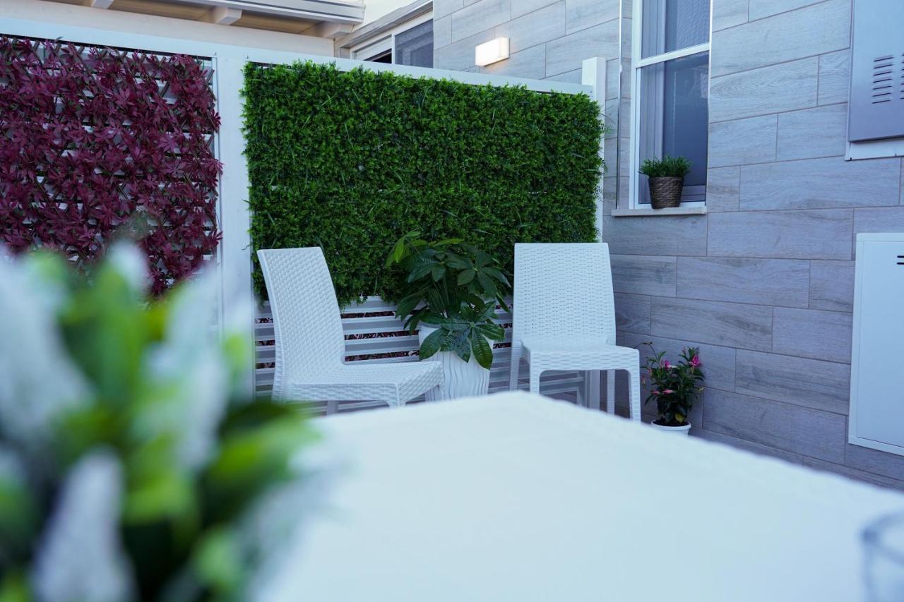 Maison Lion Margherita Di Savoia Ngoại thất bức ảnh