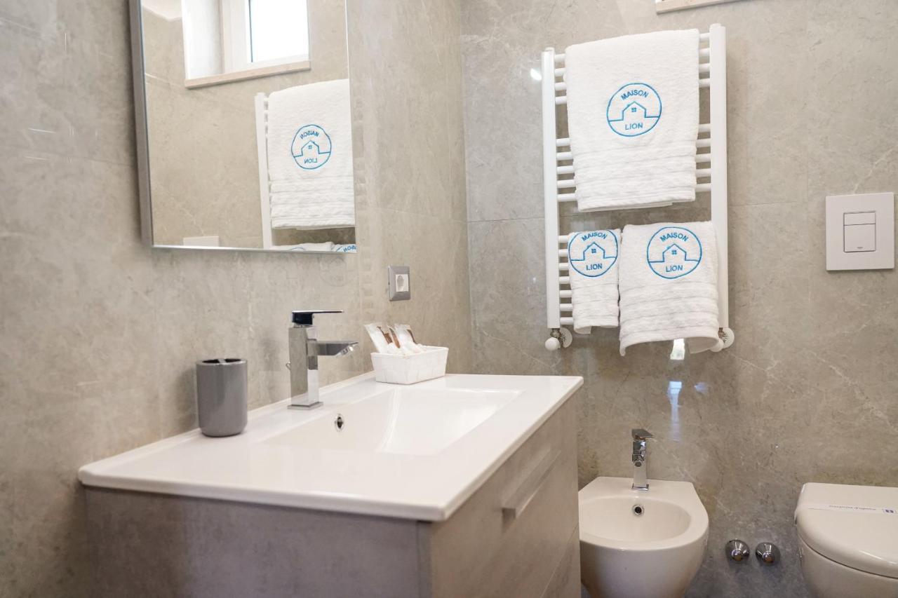 Maison Lion Margherita Di Savoia Ngoại thất bức ảnh